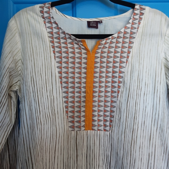 Alto Moda Tunic - Picture 3 of 3